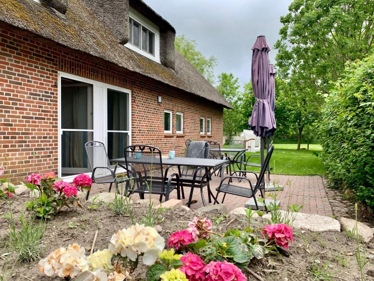 Ferienwohnung 1 Im Boehler Haubarg ซังคท์ พีเทอร์-ออร์ดิง ภายนอก รูปภาพ